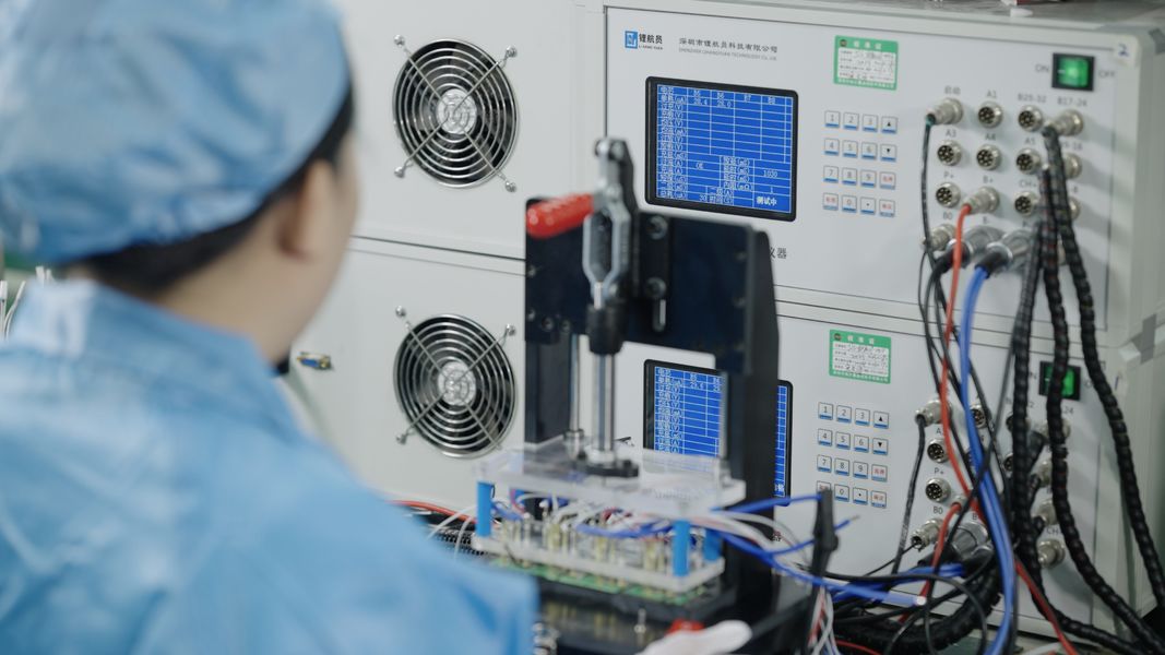 Shenzhen Kinglisheng New Energy Technology Co., Ltd. ligne de production du fabricant